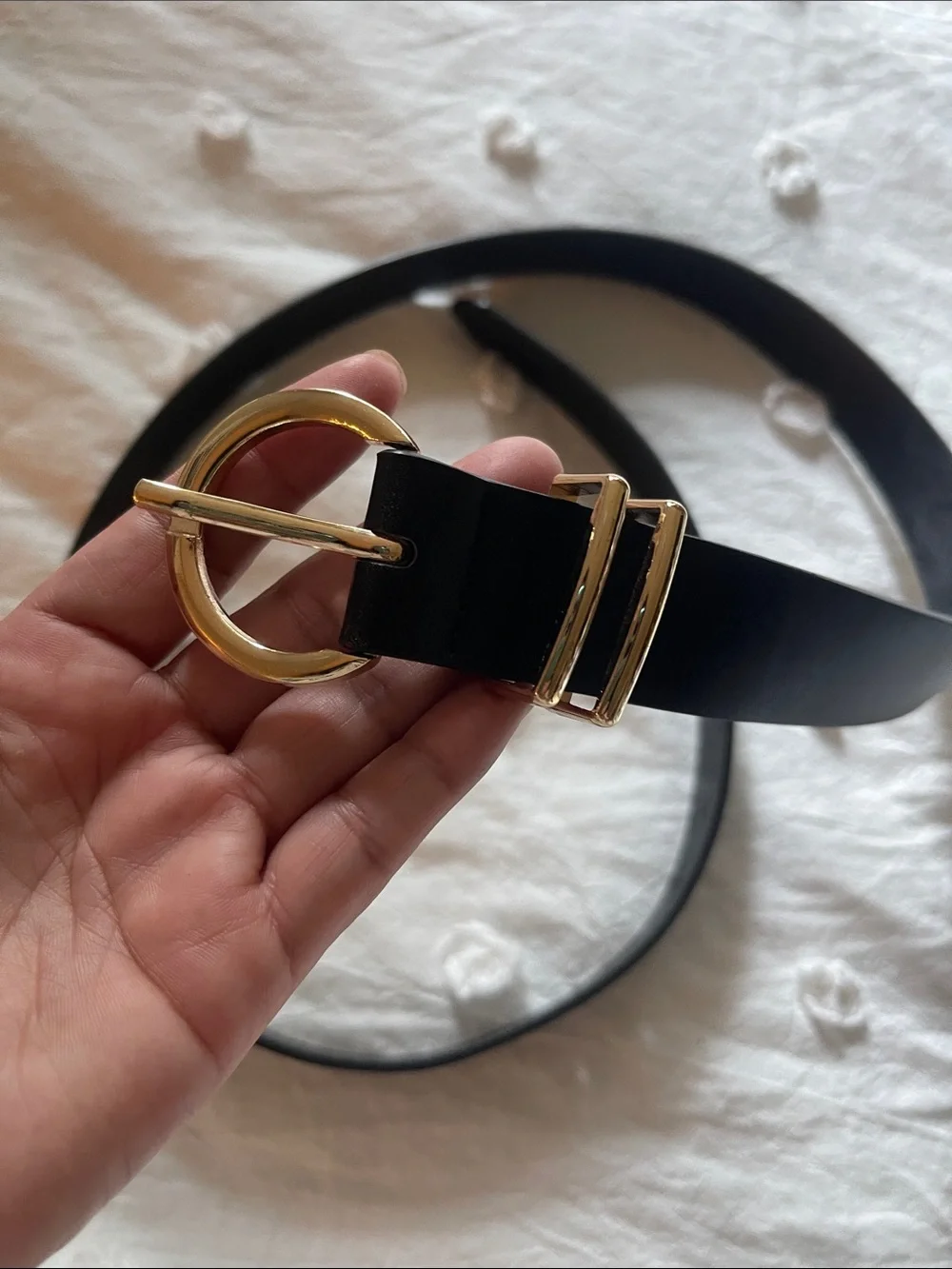Amazon Black Women's Belt with Gold Double-Ring Buckle